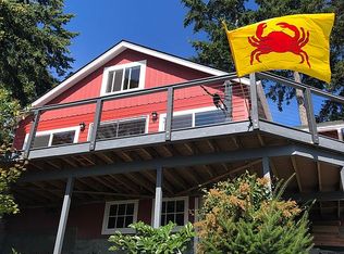 316 N Sunset Dr, Camano Island, WA 98282