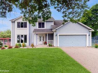 2528 Leyland Trl, Woodbury, MN 55125