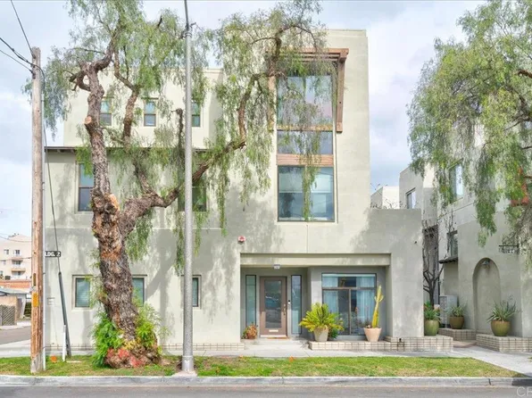 8230 Lemon Ave, La Mesa, CA 91941