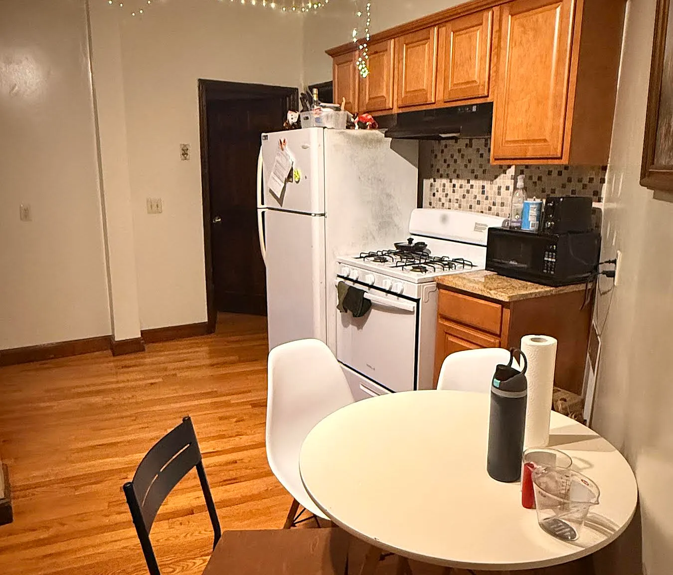 3 bed, 1100 sqft, $3,900 — Photo 2