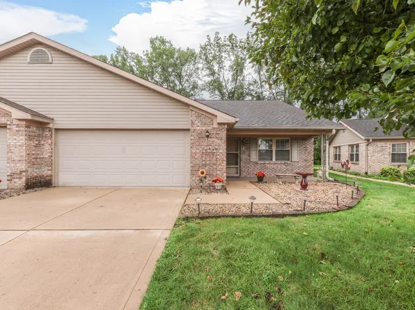 4025 Oak Trail Dr, Indianapolis, IN 46237
