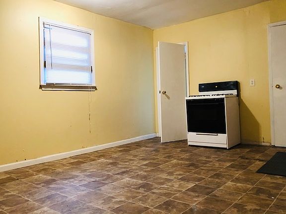 2nd image of 259 Shumway St