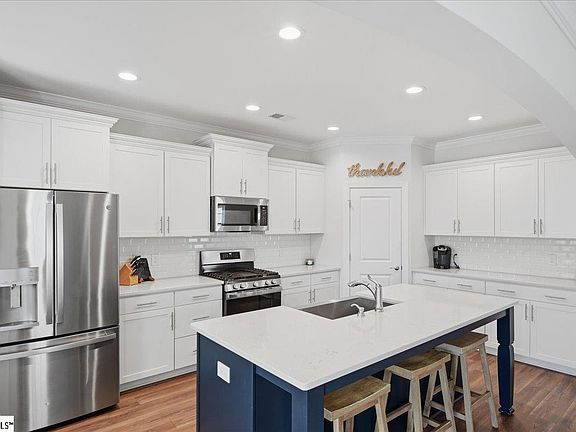 2nd image of 608 Betony Way