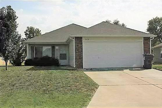 1st image of 2425 E Conquest St