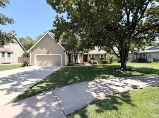 4610 N Farmstead Ct, Wichita, KS 67220