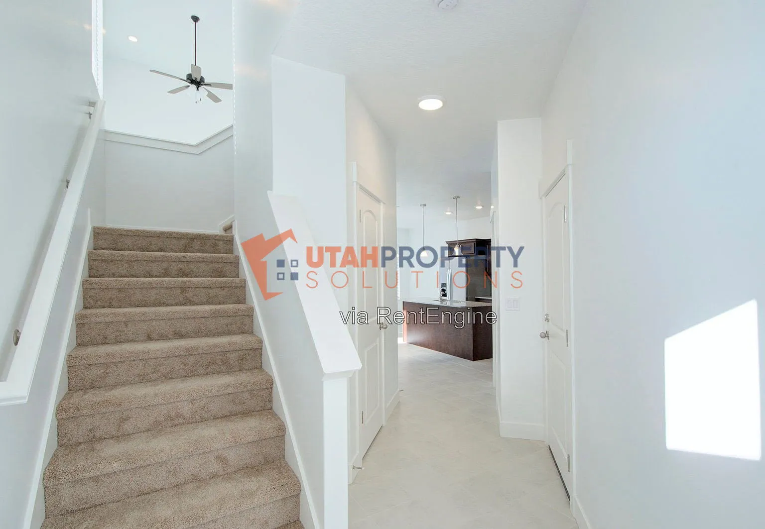 3 bed, 2.5 bath, 2321 sqft, $2,345 — Photo 3