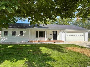 20 Randolph St, Carthage, IL 62321