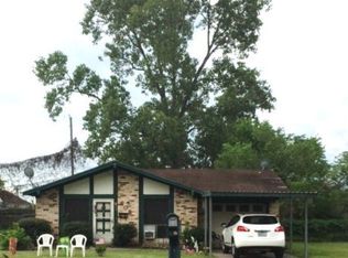 608 E Murray St, Angleton, TX 77515