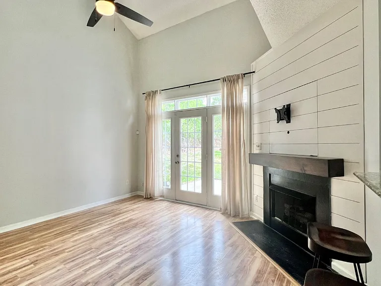 1309 Anthem Ct — Photo 9