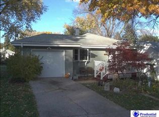 5710 Manderson St, Omaha, NE 68104