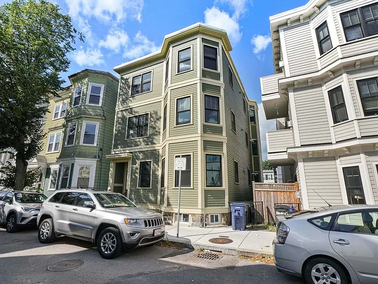 15 Howell St #1 — Photo 31
