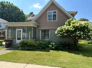 414 W Michigan St, New Carlisle, IN 46552