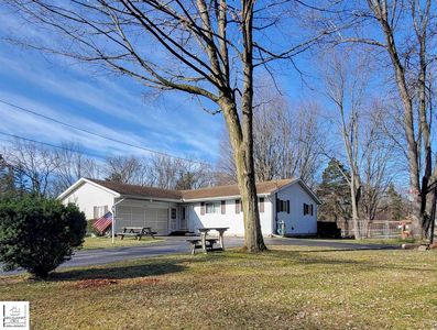 4052 S Towerline Rd, Bridgeport, MI, 48722