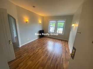 1719 W Estes Ave #36, Chicago, IL 60626