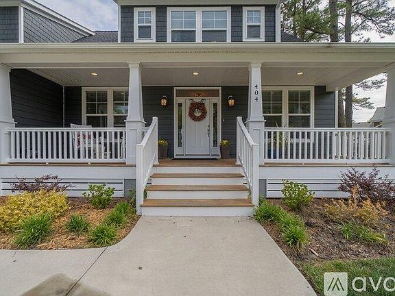 5th image of 404 Soft Pine Ct