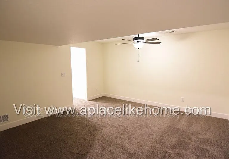4008 NW 95th Ter — Photo 30