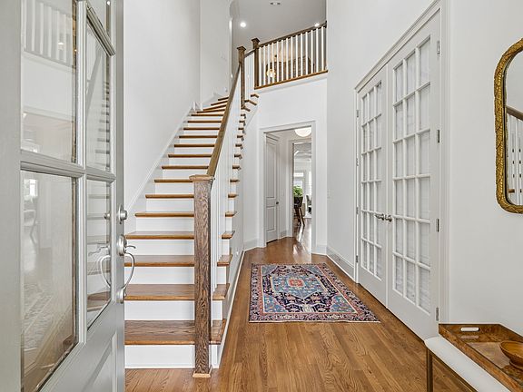 5th image of 5025 Donovan St