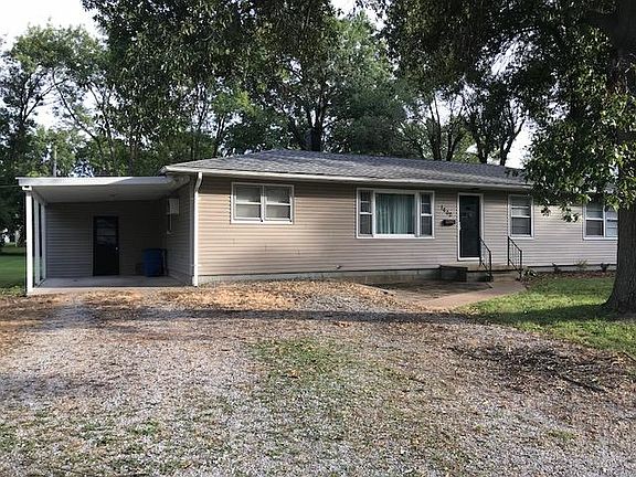 2nd image of 1600 E Belle Ave