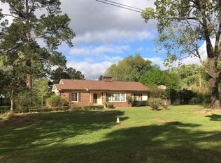 1825 Old Mill Rd, Lufkin, TX 75904