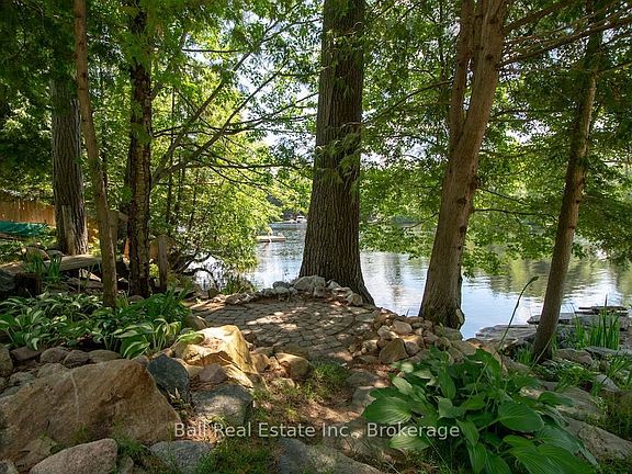2nd image of 142 Baldwin Bay Rd