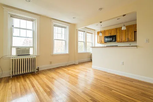 288 Chestnut Hill Ave Photo 1