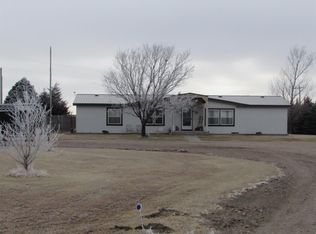 810 Beaver Dr, Goodland, KS 67735