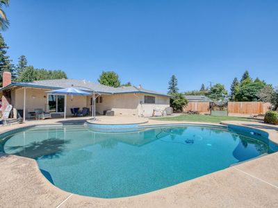 3131 E Sample Ave, Fresno, CA, 93710