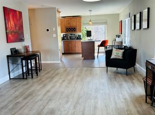 104 Sandpiper Ky, Secaucus, NJ 07094