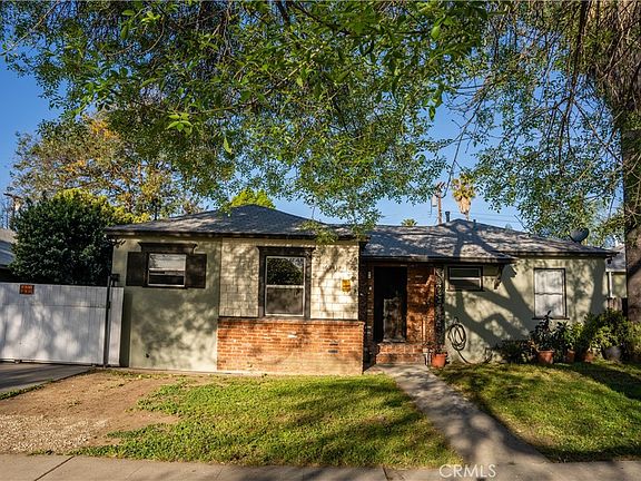 3rd image of 6941 Newcastle Ave