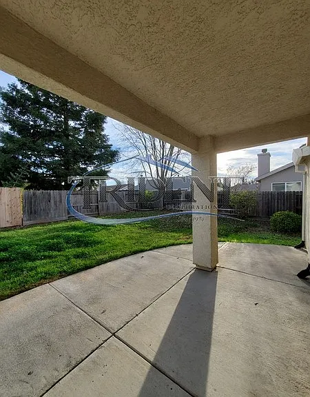 602 Carpenter Way — Photo 26