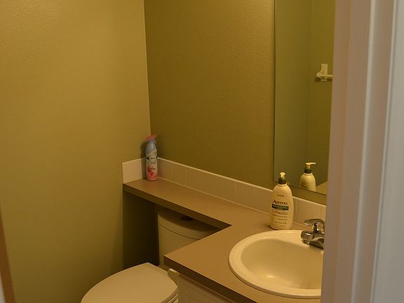 3rd image of 16108 NE 72nd Cir