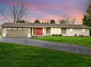 15255 Bittersweet Rd, Brookfield, WI 53005