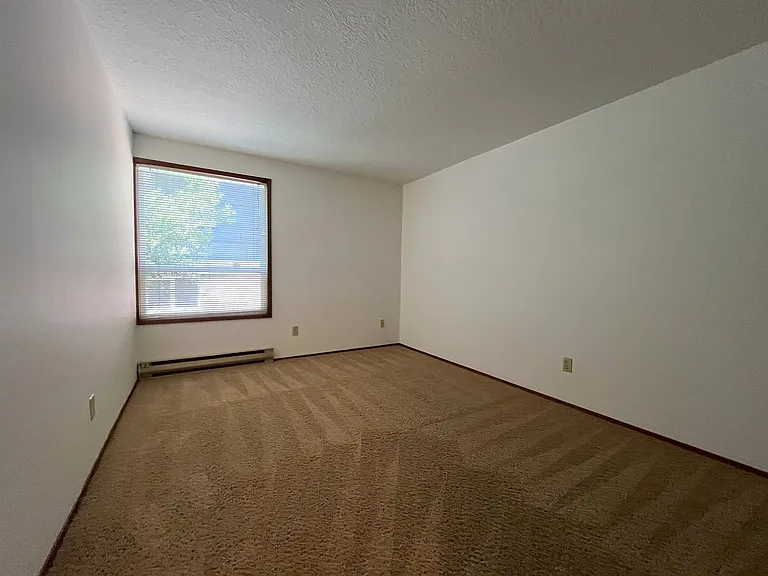 Lovely Main Level 1 Bedroom! Bike storage and 1 assigned parking space included! — Photo 13