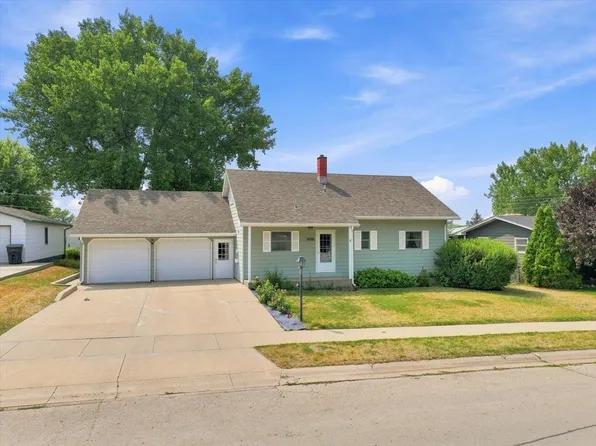 1820 7th Ave, Belle Fourche, SD 57717