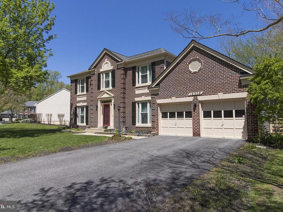 2nd image of 16306 Banbury Ln
