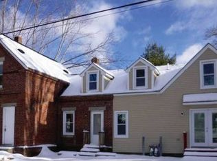 12 Foster St #A, Pepperell, MA 01463