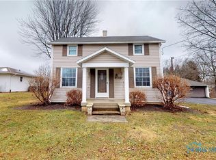 408 E Cole Rd, Fremont, OH 43420