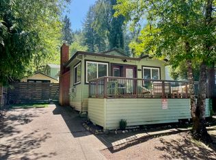 1962 Redwood Dr, Healdsburg, CA 95448