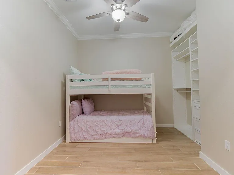 19546 Weathervane Way — Photo 8
