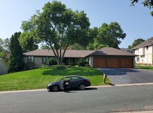 7044 Lanham Ln, Edina, MN 55439