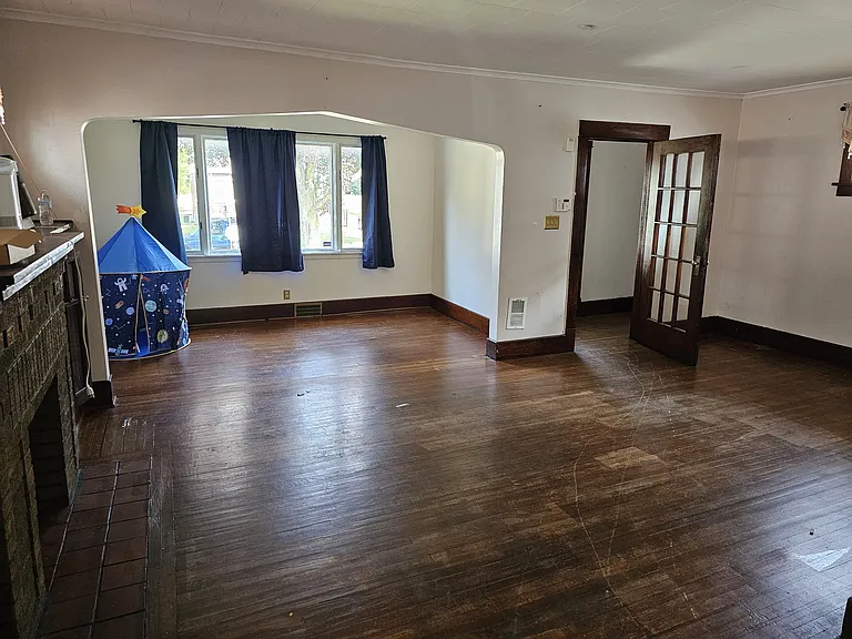 58 Wright Ave #1 — Photo 5