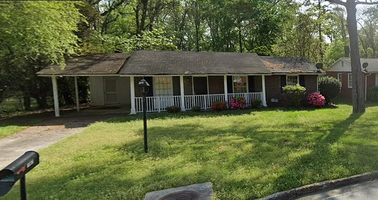 147 Oldenburg Dr — Photo 1