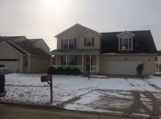3909 Sandstone Dr, Champaign, IL 61822