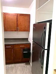 Rented by Chana Ofek, LREB