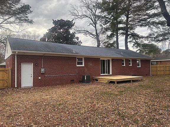 4th image of 5532 Stewart Dr