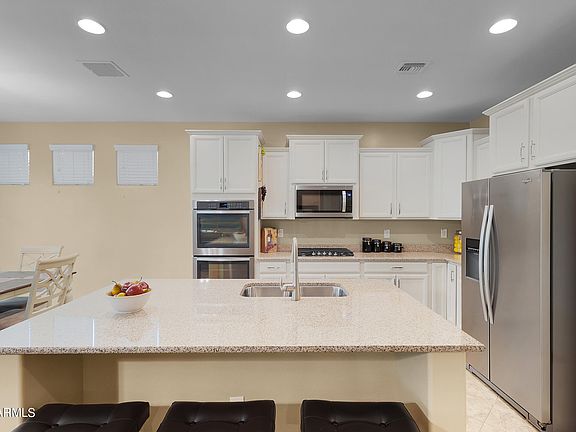 5th image of 41643 W CALIENTE Drive