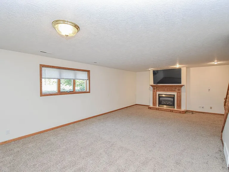 5937 S Lois Ln — Photo 33