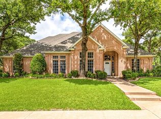 8313 Thorncrest Ct, North Richland Hills, TX 76182