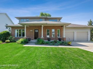 522 Waterford Dr, Oswego, IL 60543