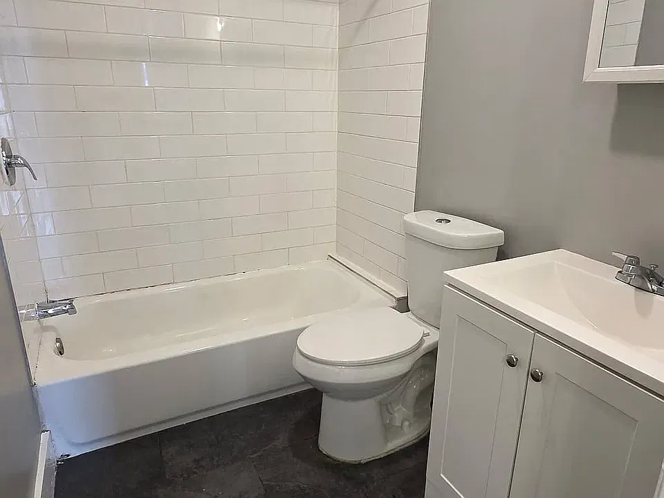 2 bed, $1,950 — Photo 1
